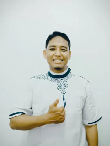 Annafi Al Muta`ali S.Pd.I,S.Pd, Gr